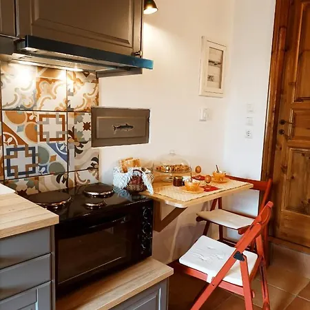 Diminio 3 At Livadi בית נופש